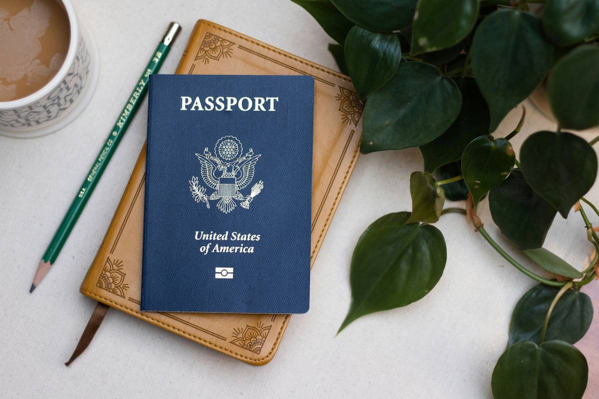 How to Thrive in Remote Life Work Traveling World As a Digital Nomad