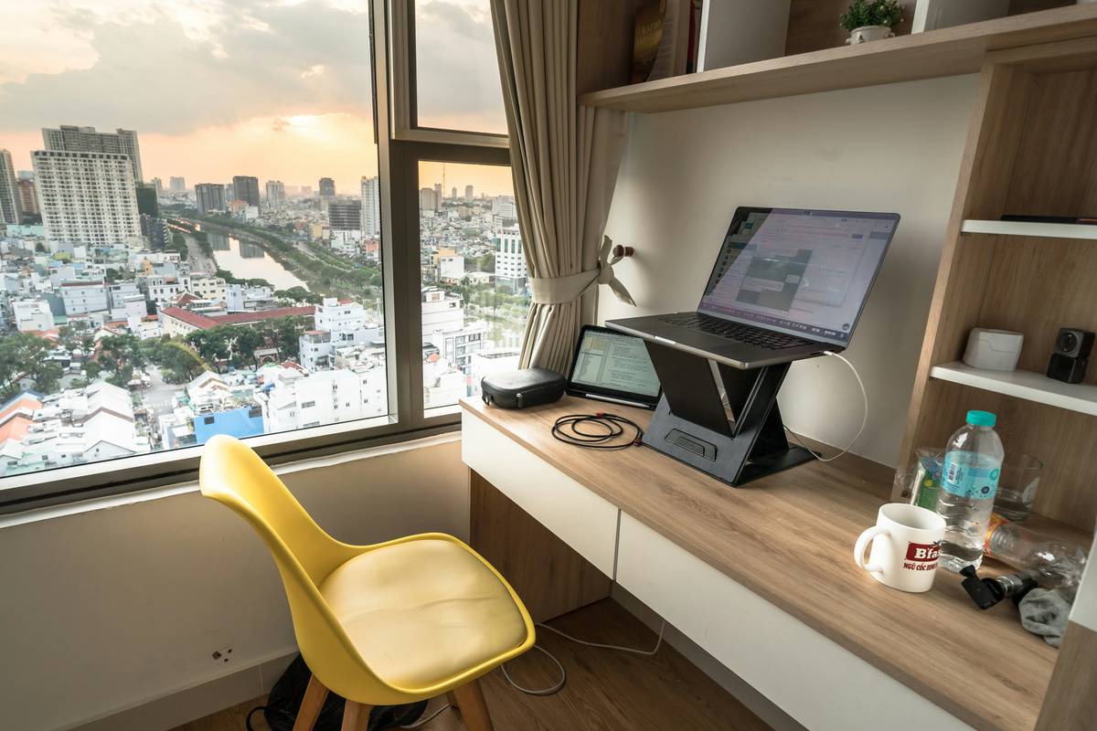 How to Thrive in Remote Life Work: Your No-BS Guide to Building a Sustainable Digital Nomad Lifestyle