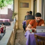 How to Work Remote and Travel: 7 Proven Tips to Avoid Costly Mistakes